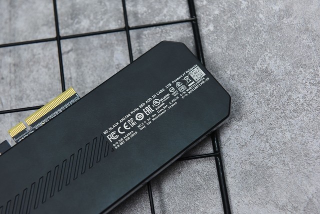 WD_BLACK AN1500չ SSDͼ ݻ