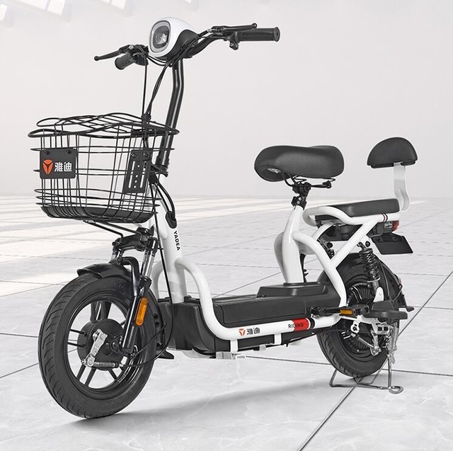 下单立减200元1799元雅迪小飞侠电动车骑回家