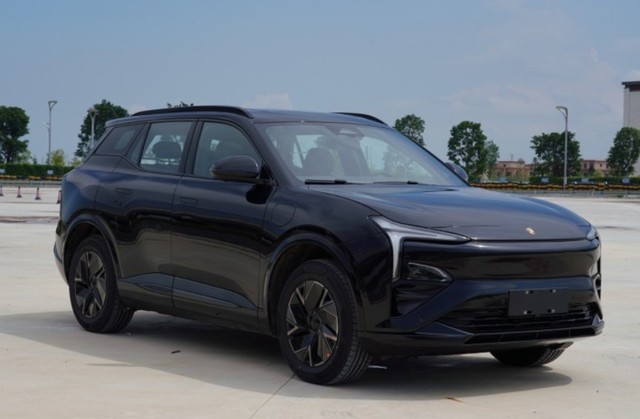 许家印专属座驾恒大汽车恒驰5lx实拍图亮相