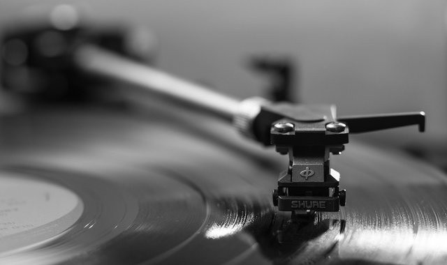 腾讯音乐与美国最大私营音乐版权公司签署独家授权协议 