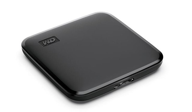 巴掌大小的移动固态硬盘 最高2TB 读取速度400MB/s