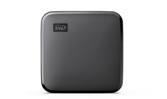 巴掌大小的移动固态硬盘 最高2TB 读取速度400MB/s