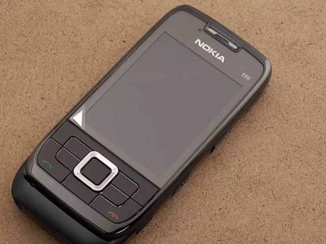 诺基亚国内的 5g 手机并不多,例如首款 5g 手机 nokia 8