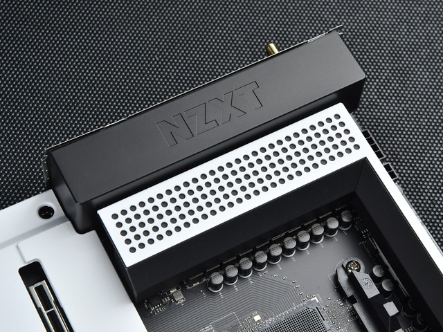 Ϊһ NZXT N7 B550ͼ