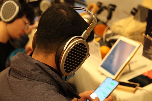 HiFiMANЯHE-R10ȾϺչ