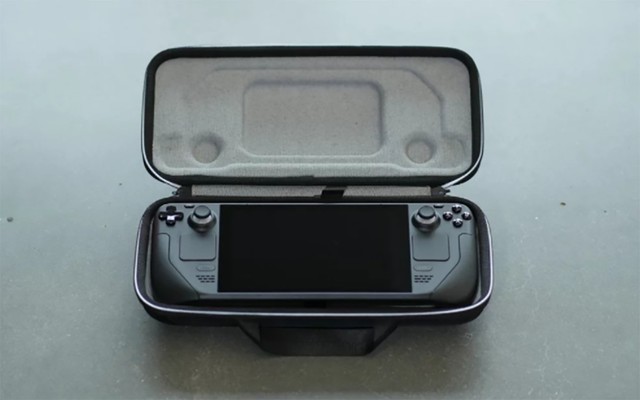 网友:主菜还没上呢就直接吃甜品了 V社曝光Steam Deck游戏掌机保护壳