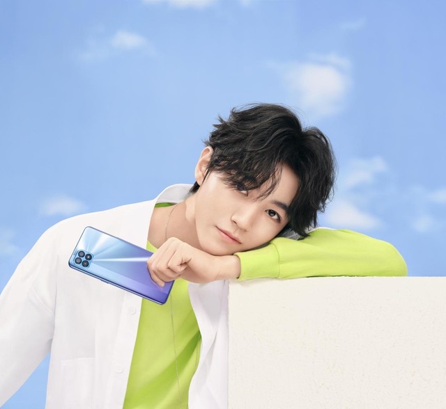 65W超闪低至2499元 OPPO Reno4 SE正式发布 