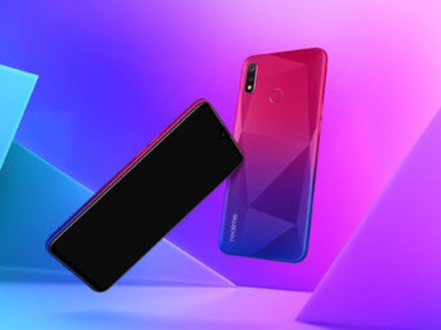 曝realme旗舰race将于春节后正式亮相