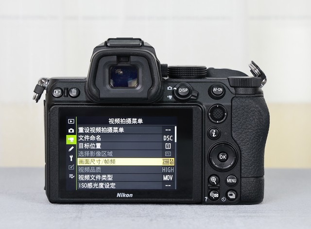 【必买】全画幅价不高 超值专业微单相机推荐