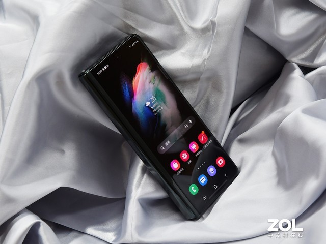 仯ϸ֮ Galaxy Z Fold3 5G 