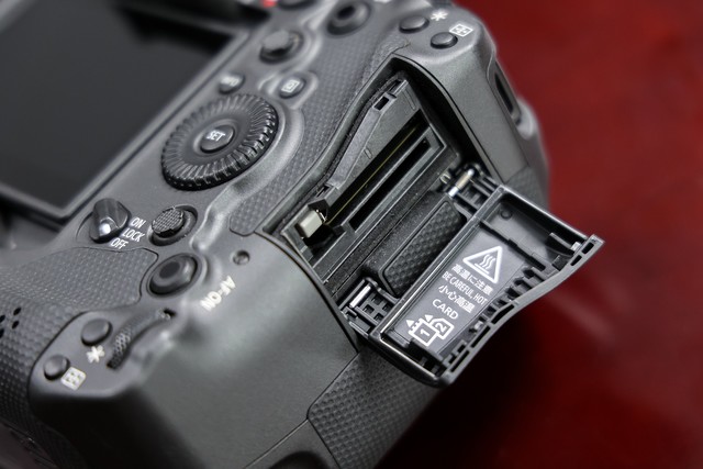 ۿضԽ+30/+6K/60P RAW EOS R3 