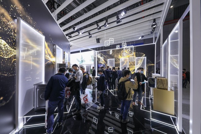 �ݶ���¡������AWE2021 ʵ���ػ������� 