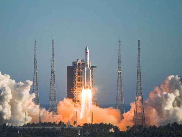 曝中国空间站启动核心舱发射成功