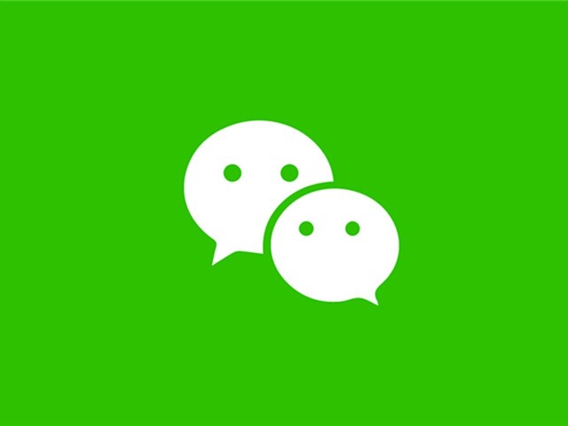 微信在朋友圈强推置顶直播分享网友:丑