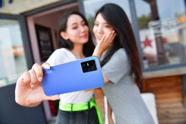 vivo S10系列7大亮点解读！新机值不值看完秒懂（不发） 