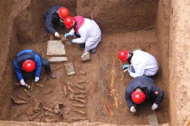 西安地铁8号线考古现场春节继续坚守