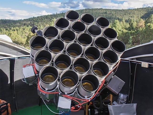 百万捐赠 佳能捐120支EF 400mm F2.8L II 组件天文望远镜矩阵 