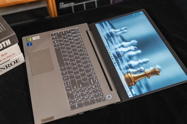 职场新生代 满血版ThinkBook 15p Gen2评测