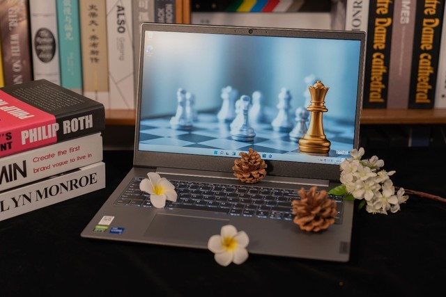 职场新生代 满血版ThinkBook 15p Gen2评测