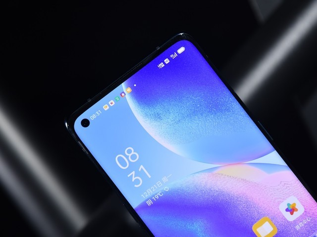 ""͵ĺ OPPO Reno5 Pro+ͼ