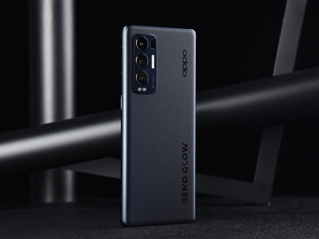 ""͵ĺ OPPO Reno5 Pro+ͼ