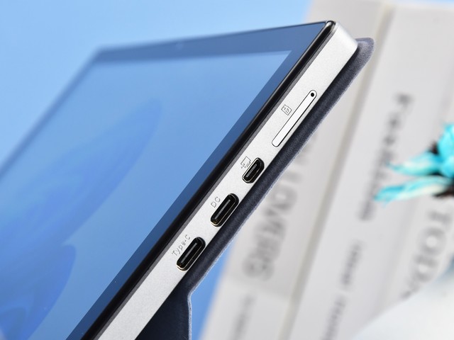 颜值、实力并存 中柏EZPad V10成办公娱乐好帮手