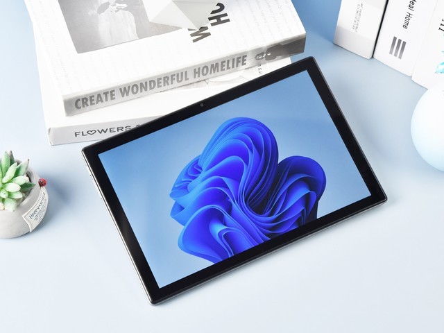 颜值、实力并存 中柏EZPad V10成办公娱乐好帮手