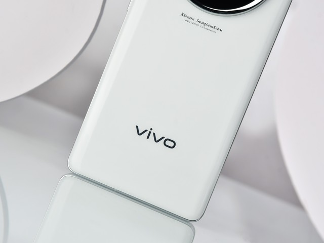 vivo X100全面评测：年度超满分旗舰手机