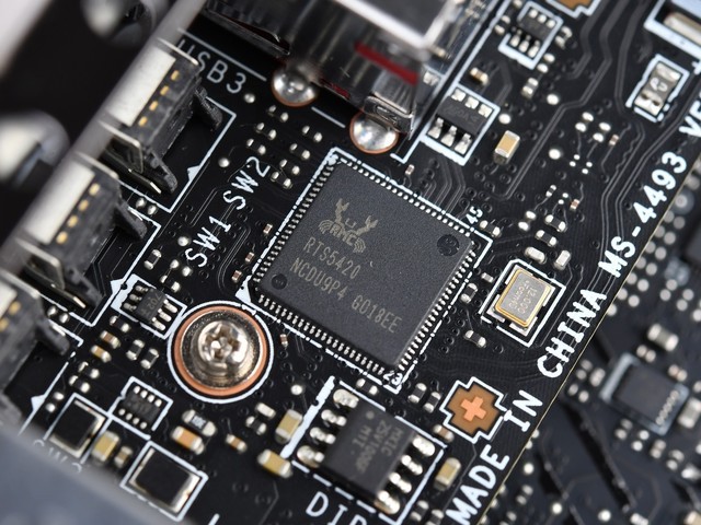 һս ΢MEG Z890 ACEͼ