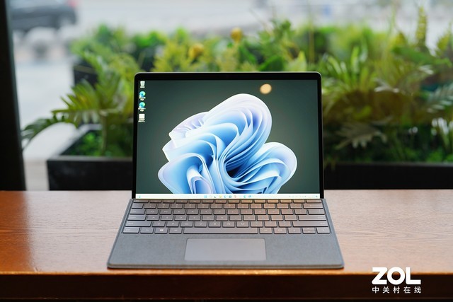 ӢضEvo֤ Surface Pro 9 