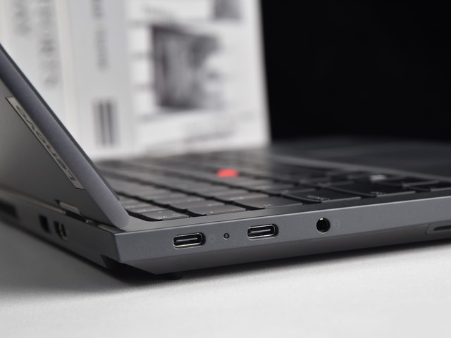 R7-6800H、5000元 这款ThinkPad的性价比太高了