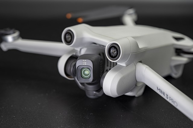 【有料评测】DJI Mini 3 Pro无人机评测：无损竖拍+三向避障+47分钟续航 越级取代Air 2 