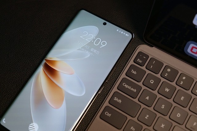 vivo S16̻ɫ⣺˫ȫ