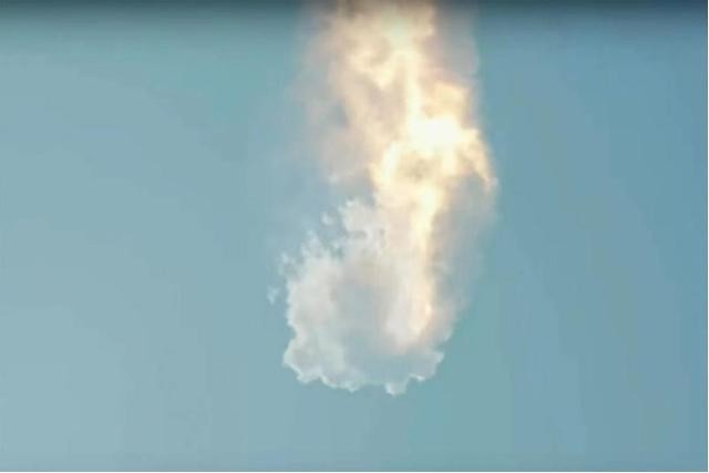 马斯克星舰解体爆炸，SpaceX史上最强火箭发射失败
