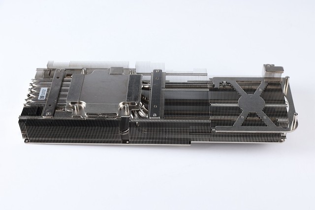 碳纤，不一样的硬核美感，影驰20周年RTX 4090碳纤限量版开箱