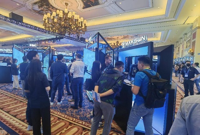 uIntel LOEM Summit 2023   u屸ܹʿͻϿ