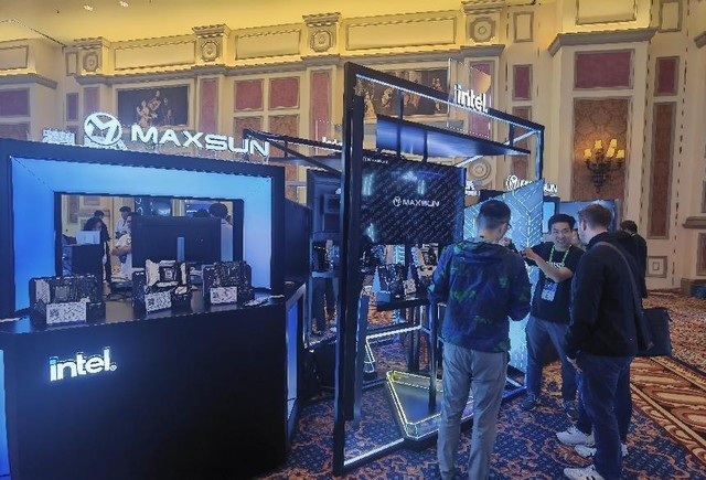 uIntel LOEM Summit 2023   u屸ܹʿͻϿ