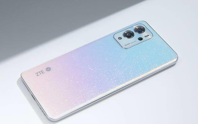 【必买】千元机也能玩转摄影,想要拍的好就看这几款(全文)_vivo y77