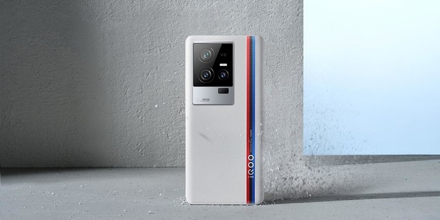 曝iQOO 11S 7月上市:鸡血版骁龙最强芯,3.36GHz主频