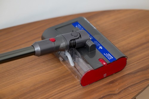 戴森V12 Detect Slim Nautik洗地吸尘器测评：体验至上，一机搞定干湿清洁