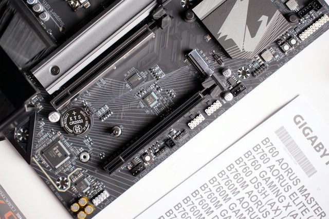 εҪҪDDR5ڴٴD5ڿƼ