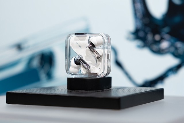 ͸ƷNothing Ear2߶Уۼ999Ԫ