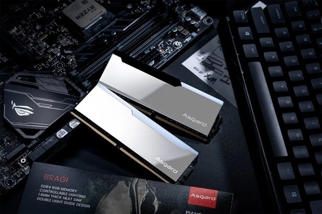 ˹ؽDDR5-8000콢ڴ棺Ҿ桢֧RGBЧ