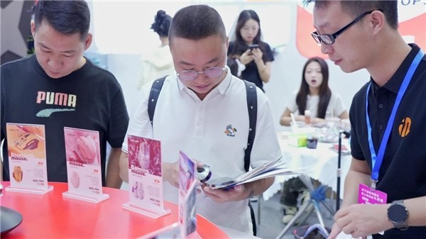 第31届深圳礼品展：英菲克鼠标备受欢迎