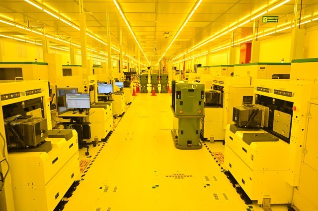 一颗处理器是怎样诞生的？我们到英特尔马来西亚工厂探寻了整个流程