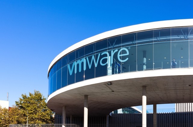 VMware在MWC 2023发布创新成果，帮助扩展电信运营商和企业的5G能力