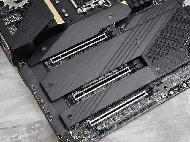 ETXս ΢MEG Z690 ACEͼ