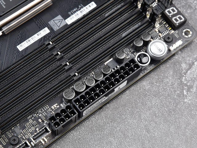 ǰܼ֮ ˶ROG Z890 HEROͼ