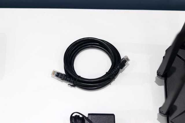 AX5400 Pro+入手体验:自研十二核芯片加持路由器,中兴凭实力“王炸”