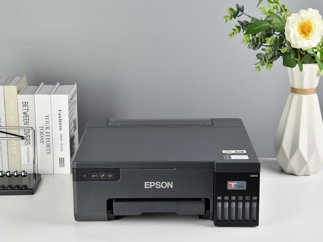 影像生产力 爱普生第三代6色墨仓式专业照片打印机L8058 评测
